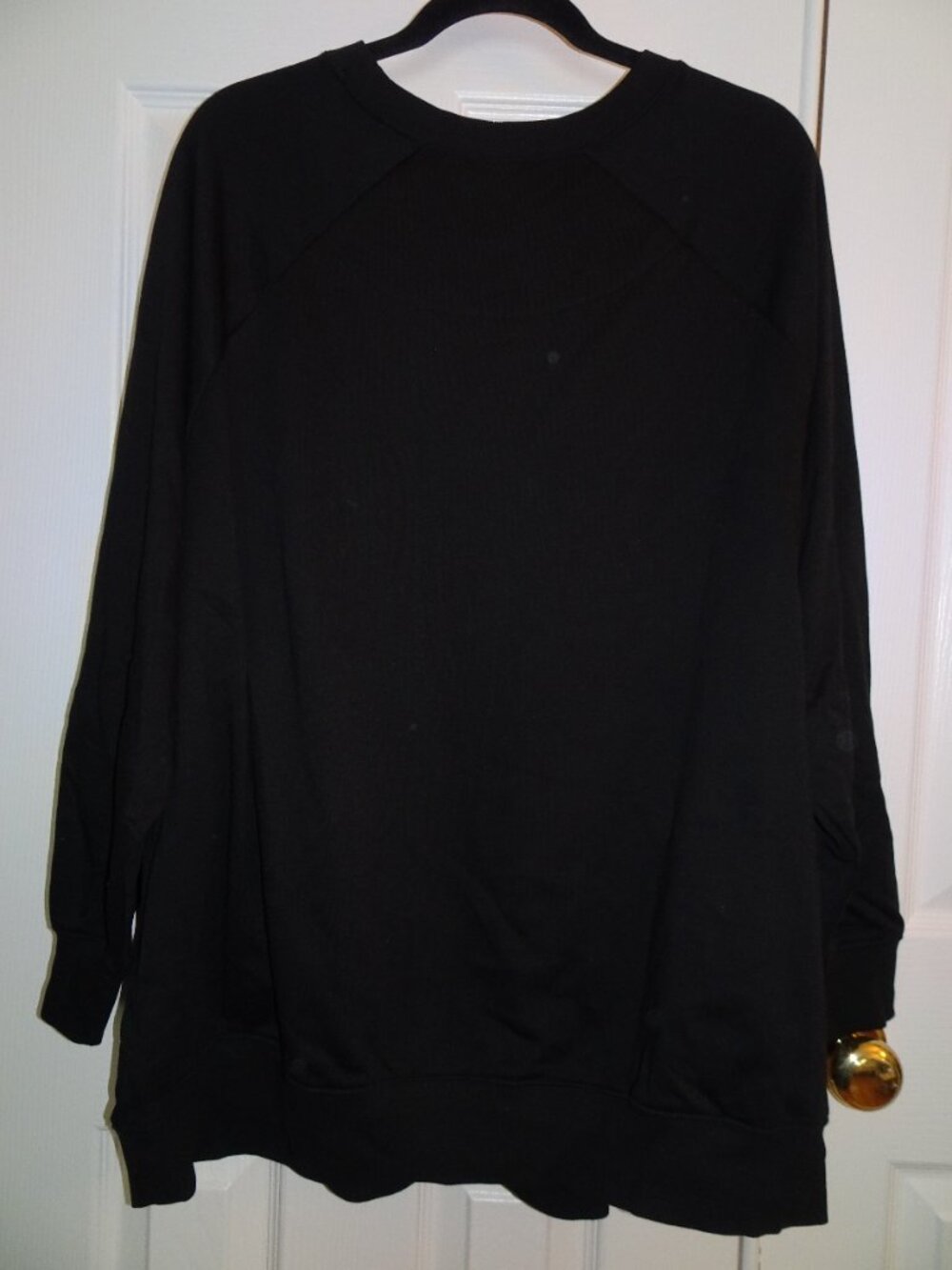 New Old Navy Solid Black Crewneck Plus Size Sweatshirt - Picture 2 of 6